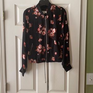 Cloud chaser Floral zip up blouse